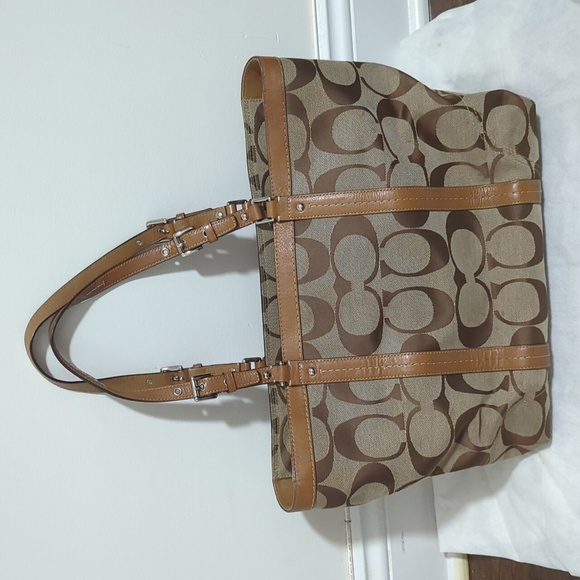 Vintage Coach Tote Bag (matching wallet and purse scarf included) - Picture 1 of 15